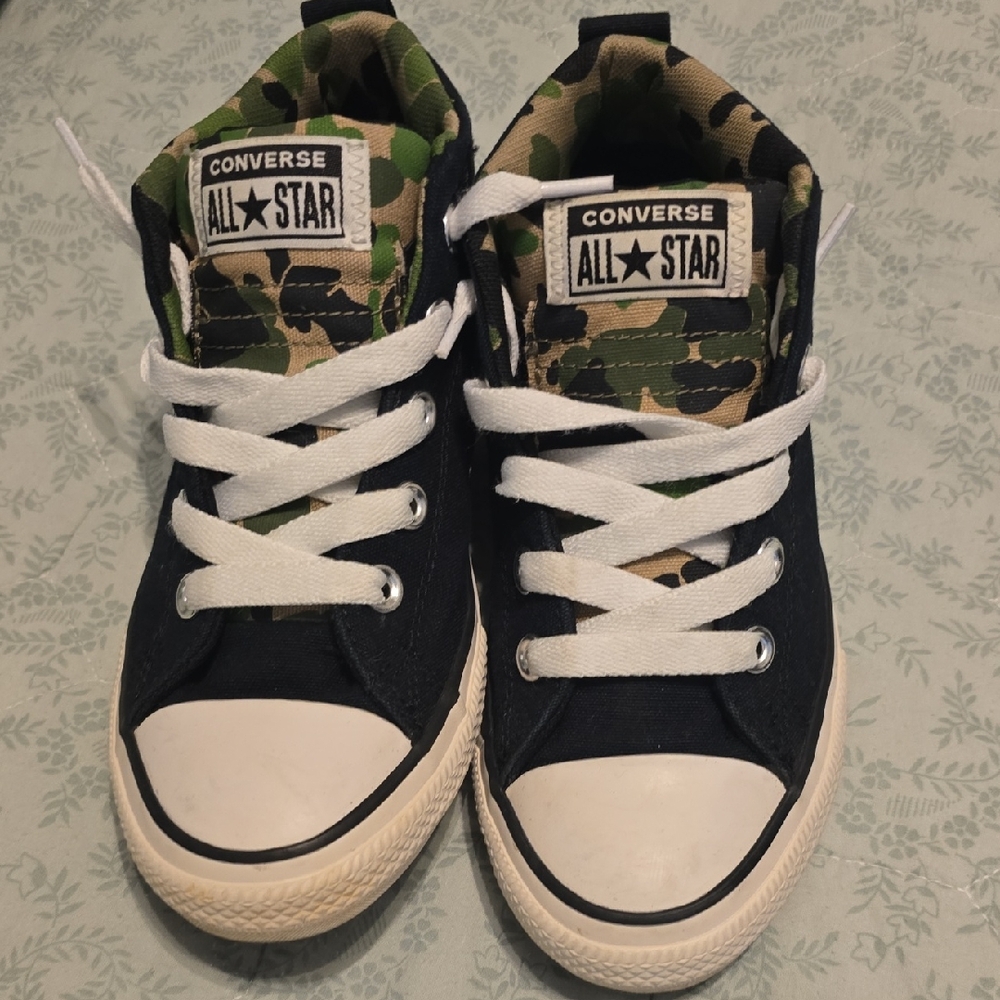 Converse Kids Black Sneakers with Green Camo